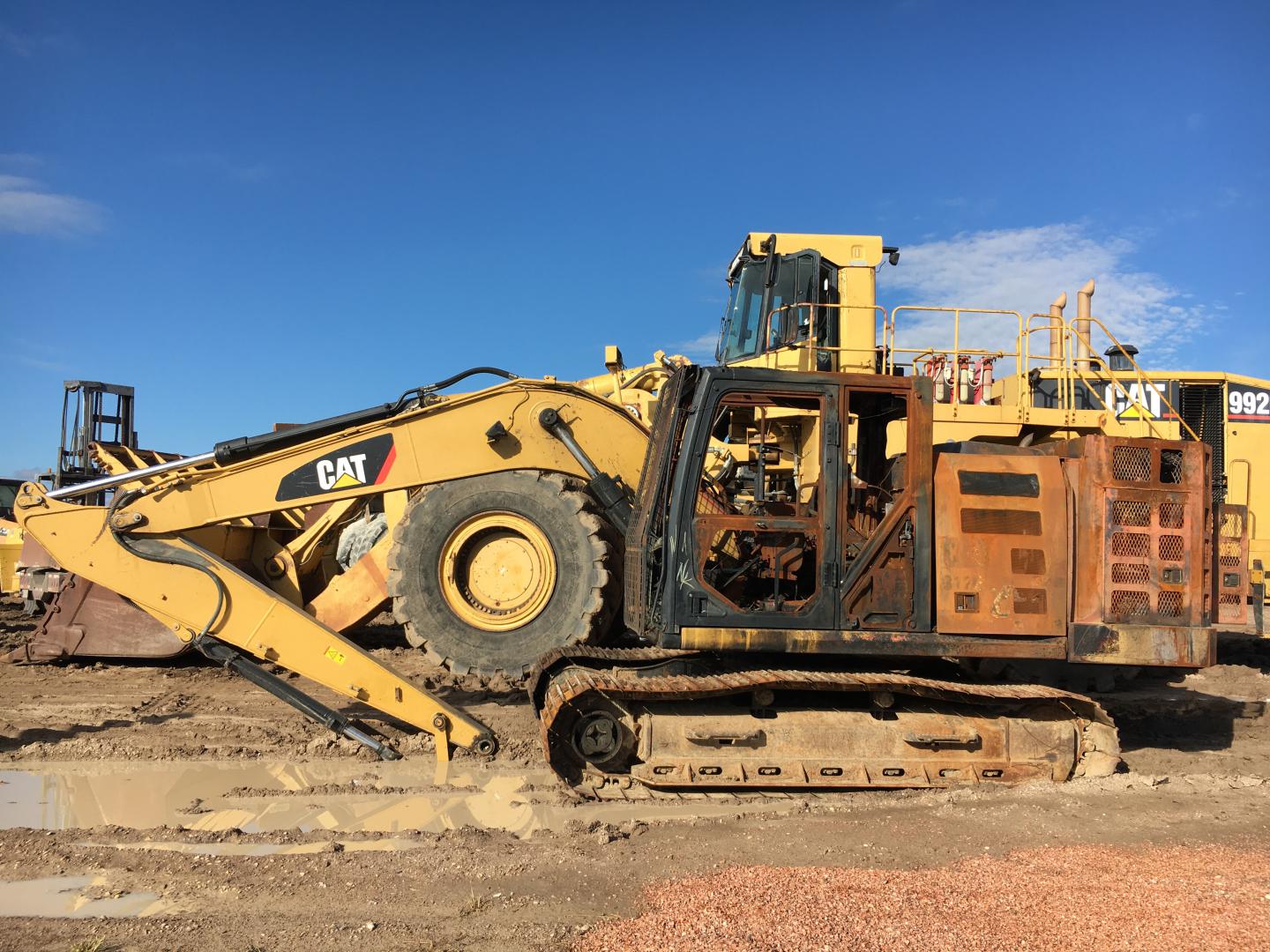 ./imagenes/INVOICE/2019/16204/EXCAVADORA CAT_312E (16).JPG